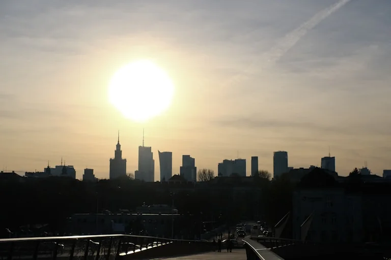 Fala upałów w Polsce: jak przetrwać temperatury powyżej 30 stopni